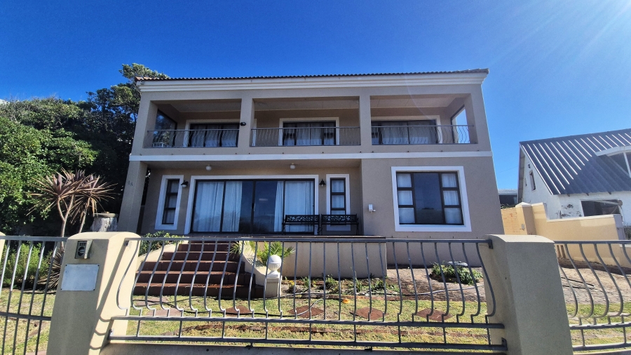4 Bedroom Property for Sale in Vermont Western Cape
